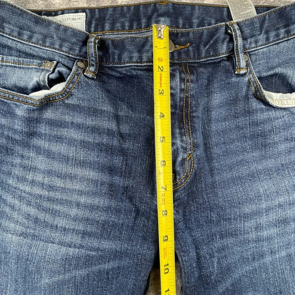 Banana Republic Mens 34x30 Straight‎ Jeans Blue Medium Wash Whiskered Denim